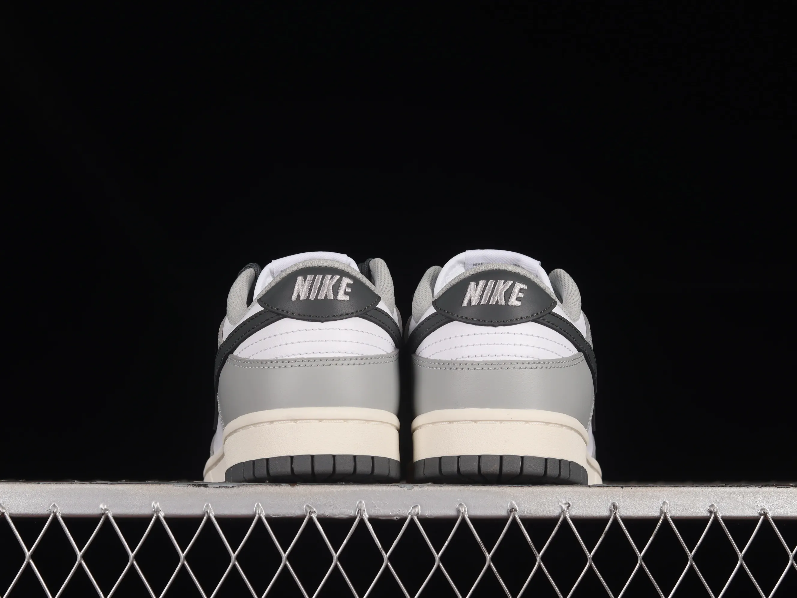 All categories Nk SB Dunk series Nk SB Dunk Low low-top sneakers M version pure original Nk Dunk Low "Light Smoke Grey" white gray SB low-top sports and leisure sneakers DD1503-117